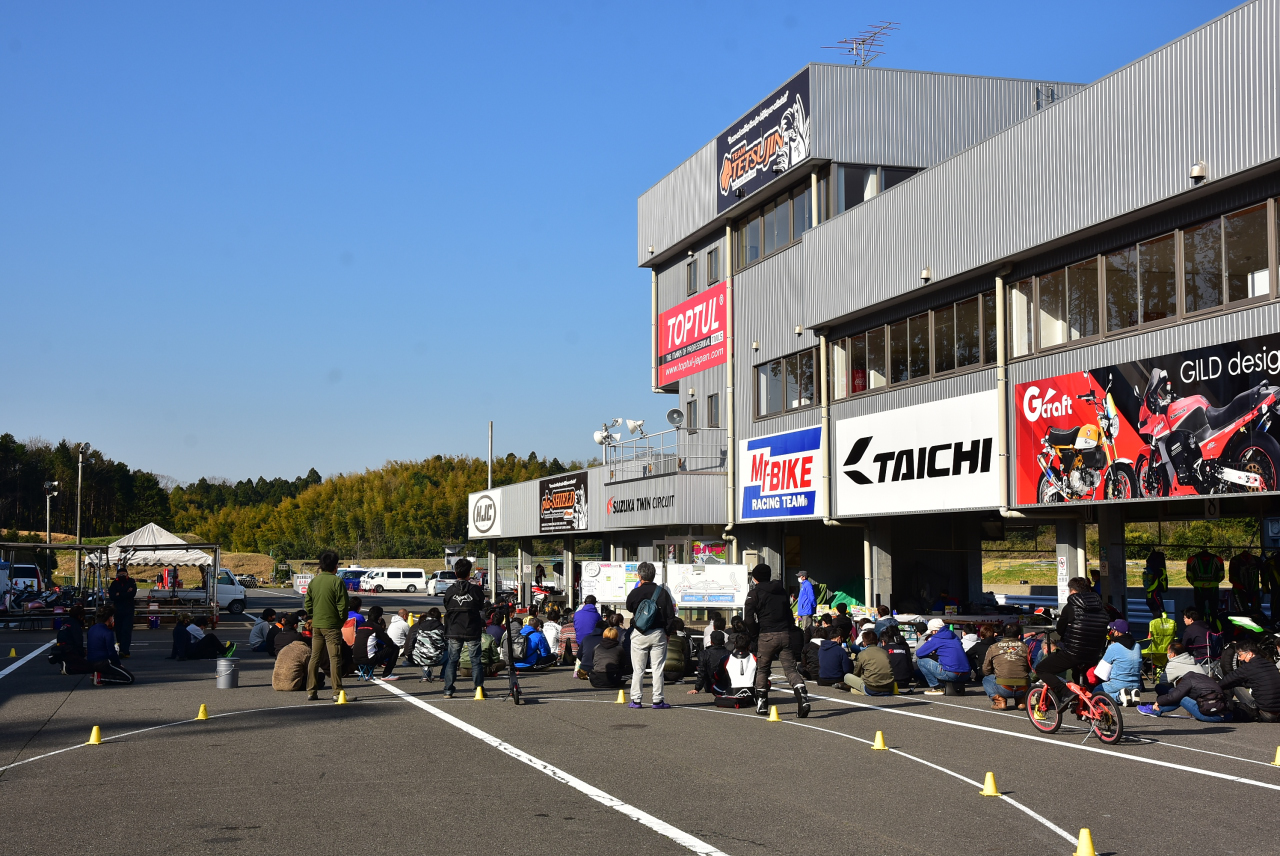 D72_9654.JPG
