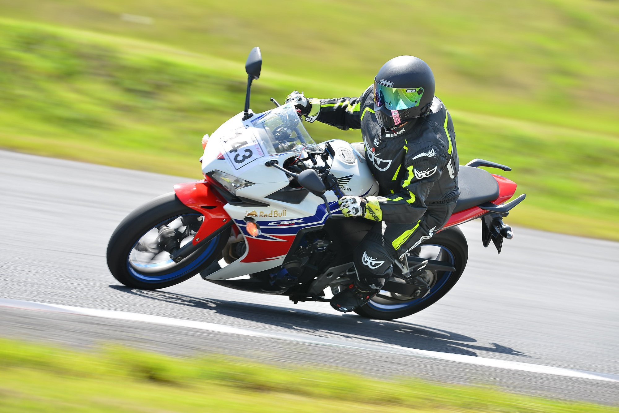 D8J_0987.JPG