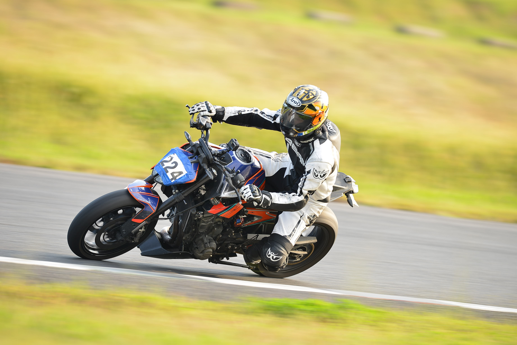 D8J_1042.JPG