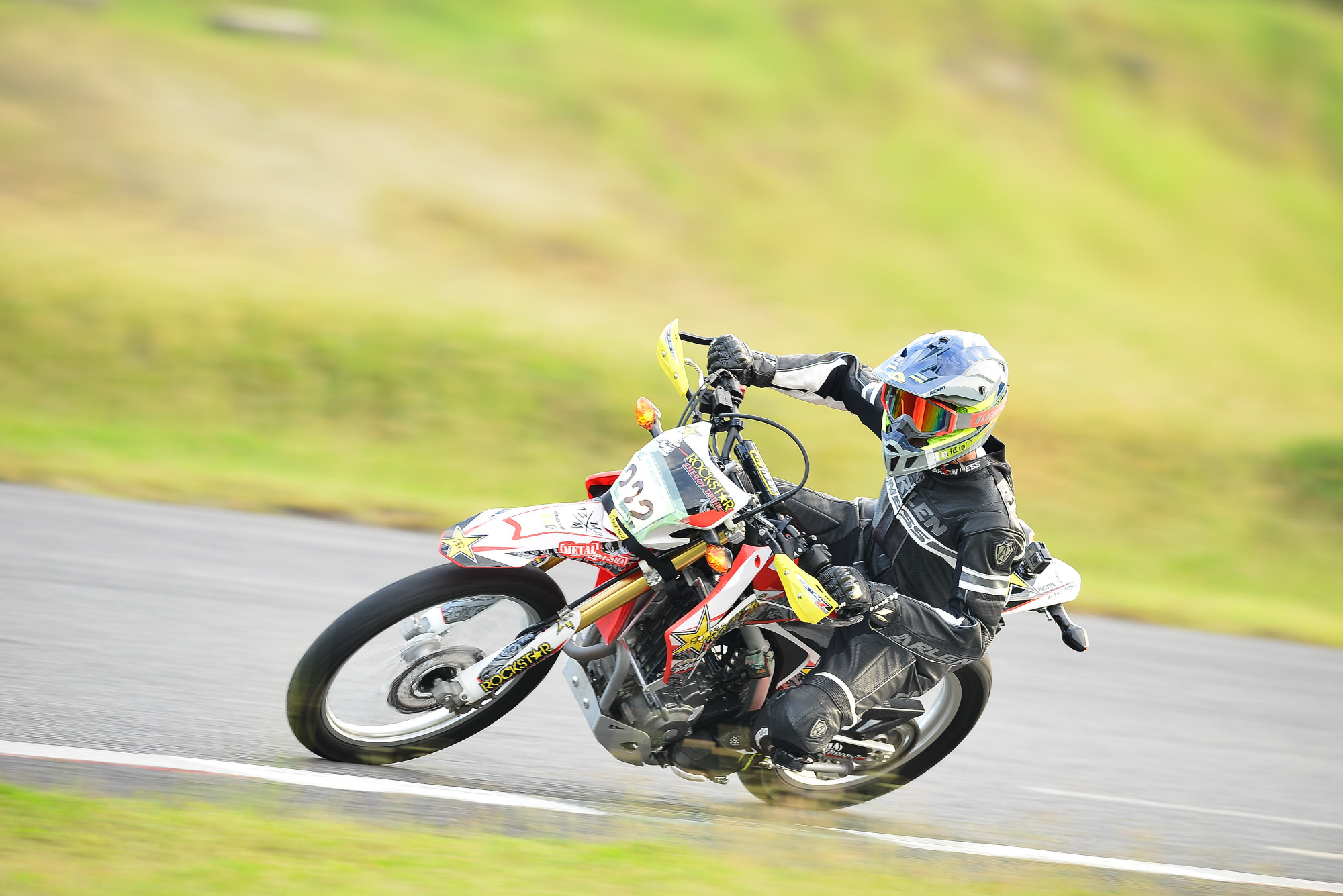 D8J_1242.JPG