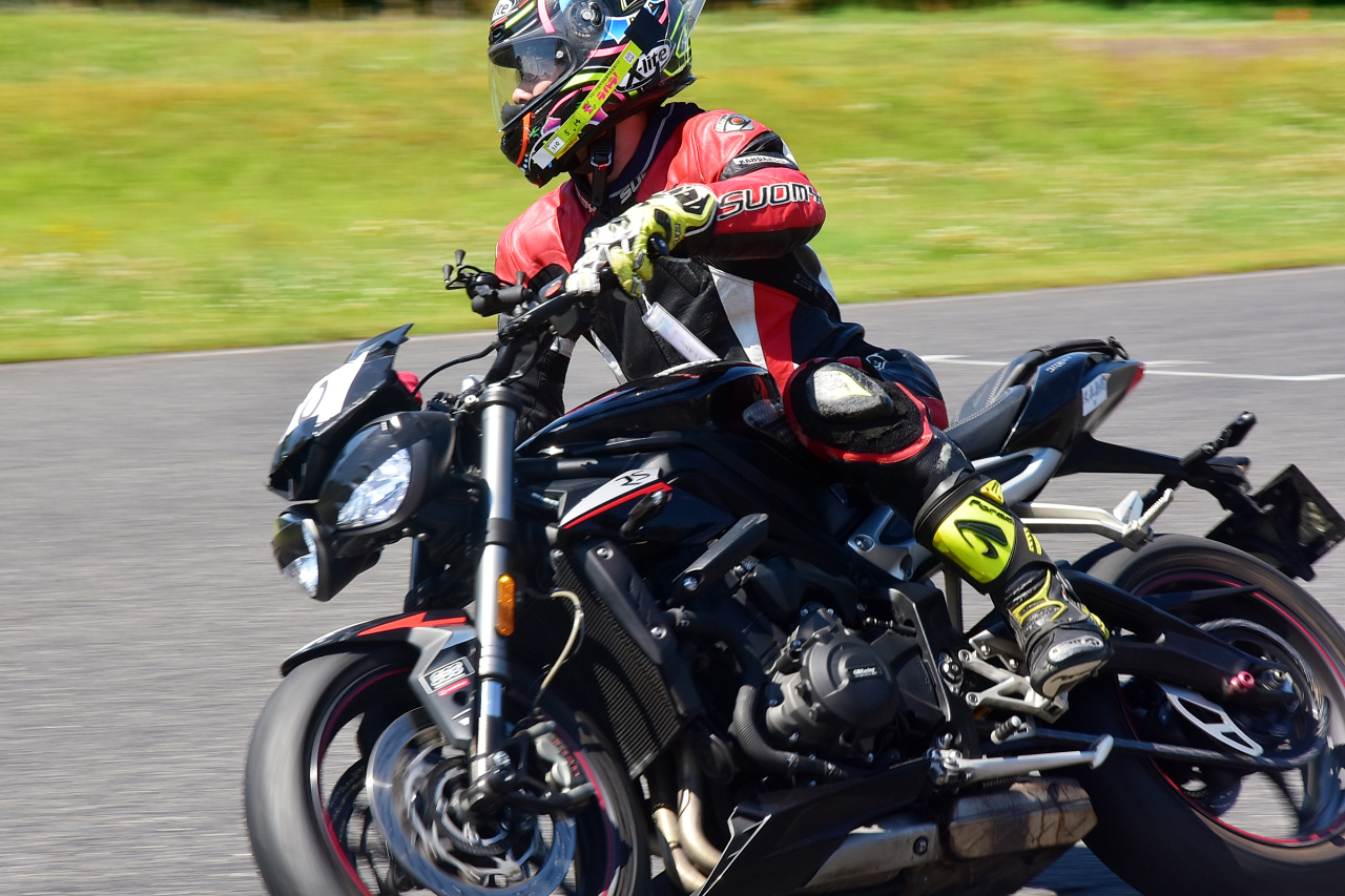 D72_9057.JPG