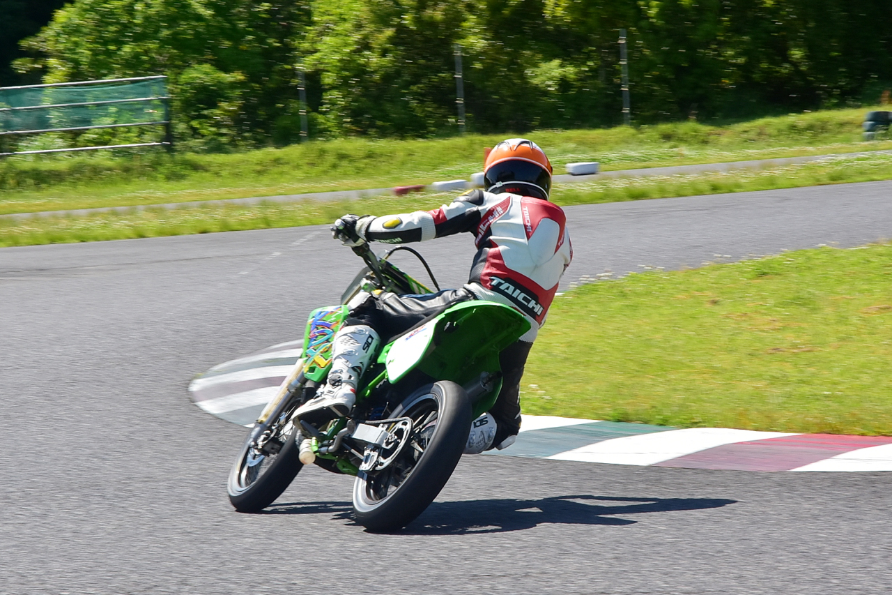 D72_9068.JPG