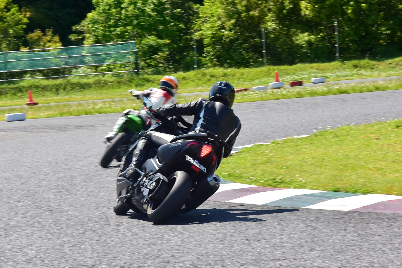 D72_9069.JPG