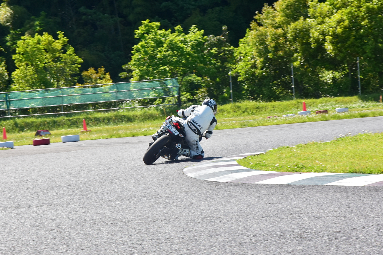 D72_9143.JPG