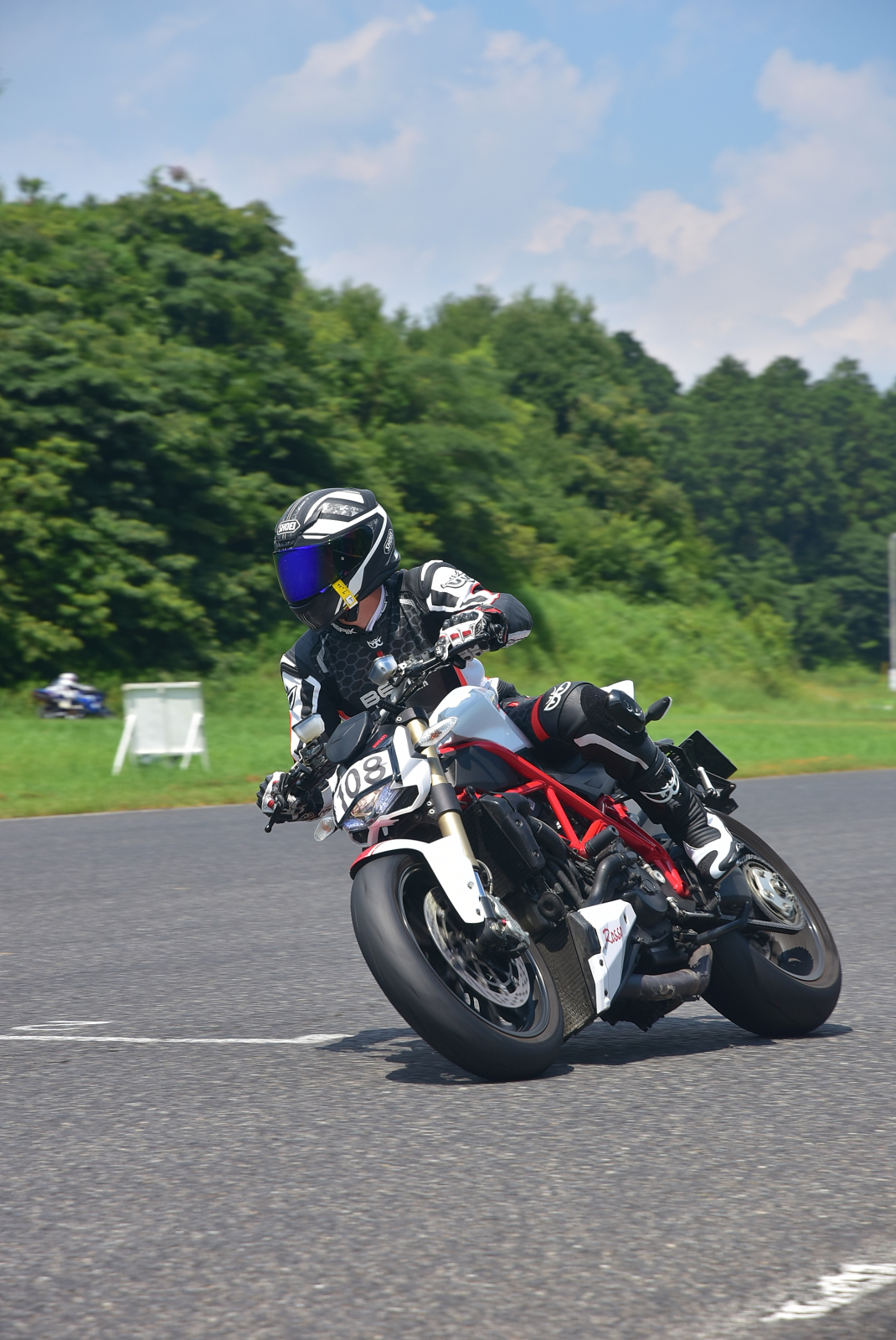 D72_0880.JPG