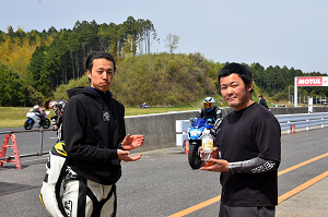 D72_3067_thumb.png