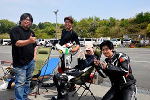 D72_3073_thumb.png