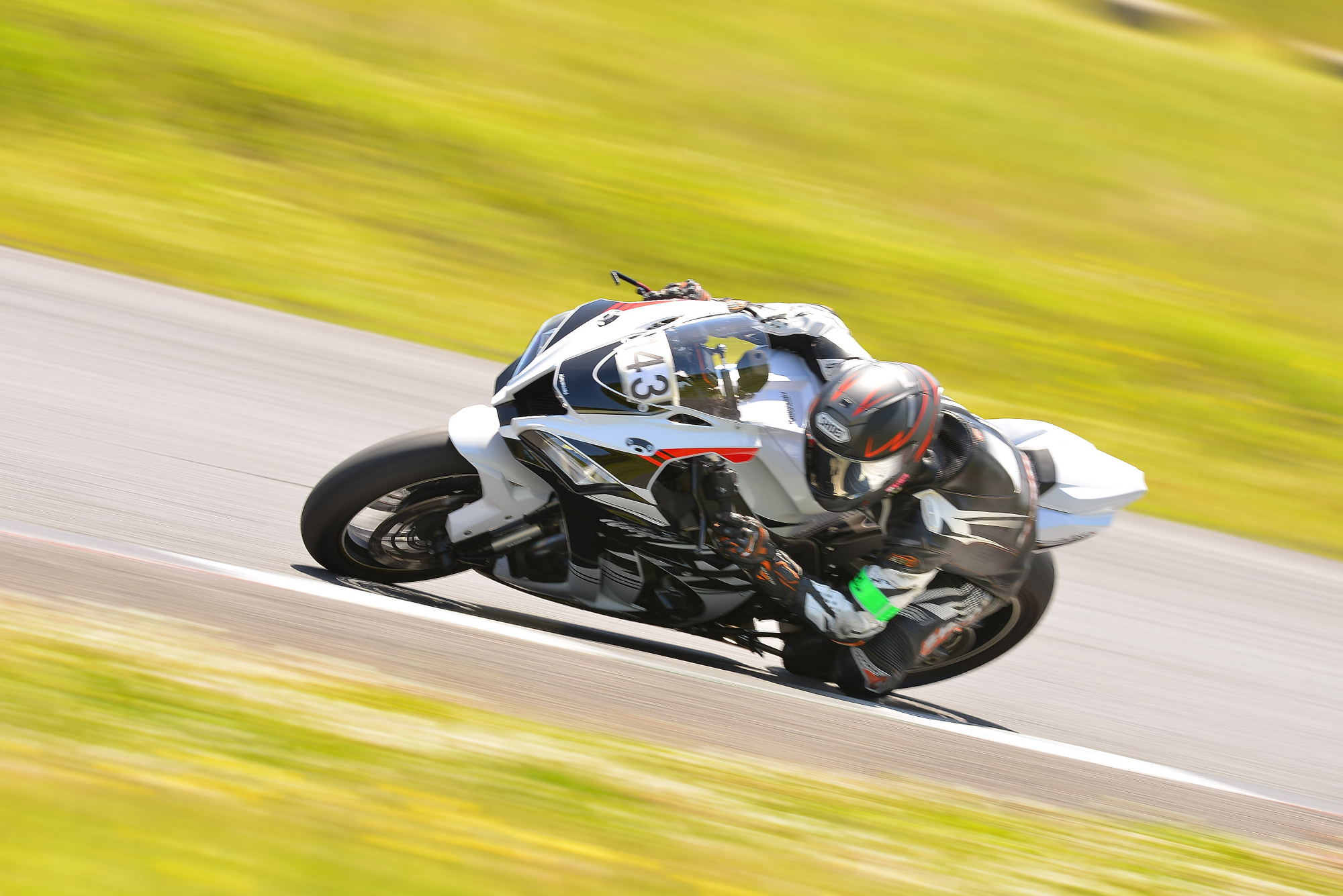 D8J_0327.JPG