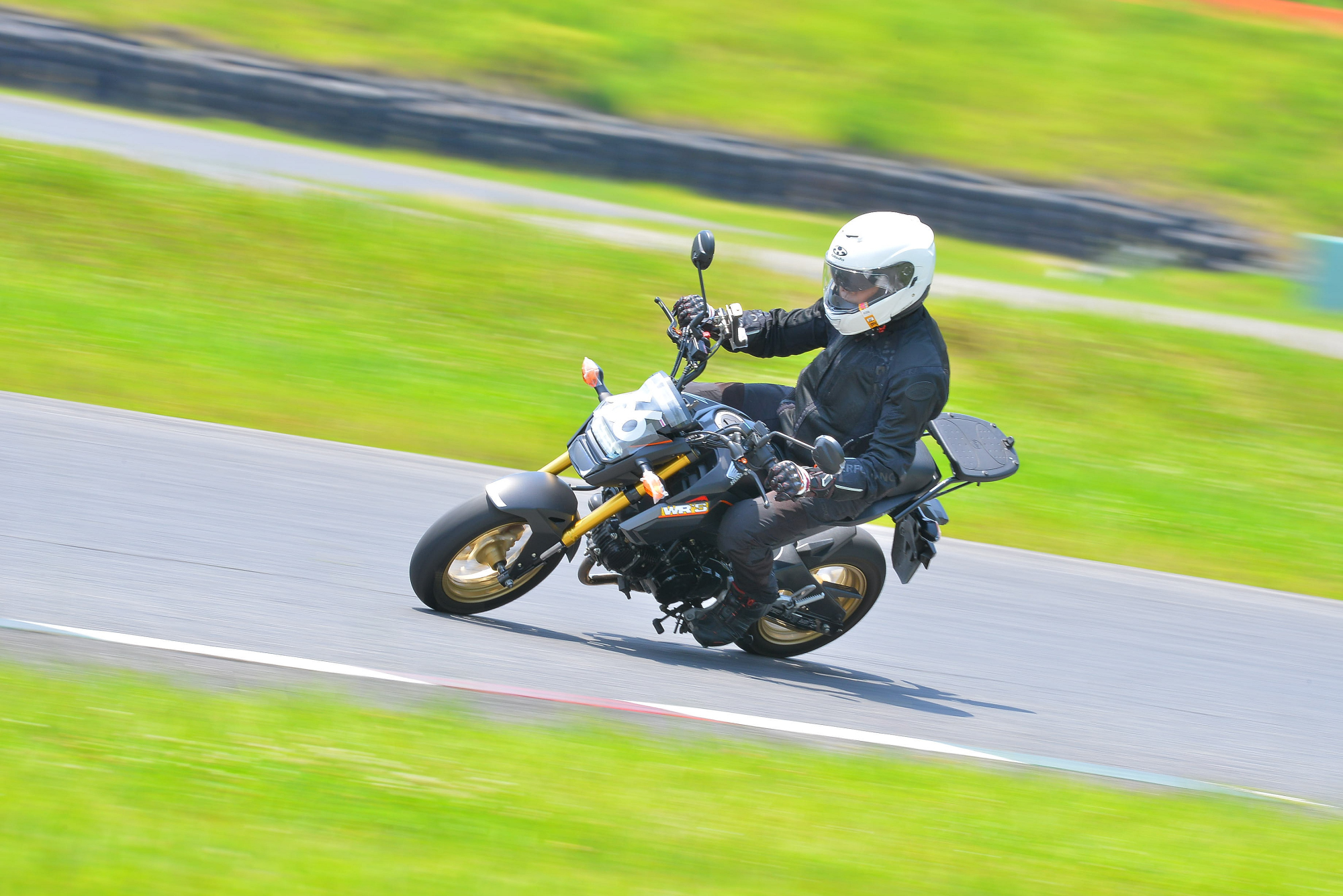 D8J_0153.JPG