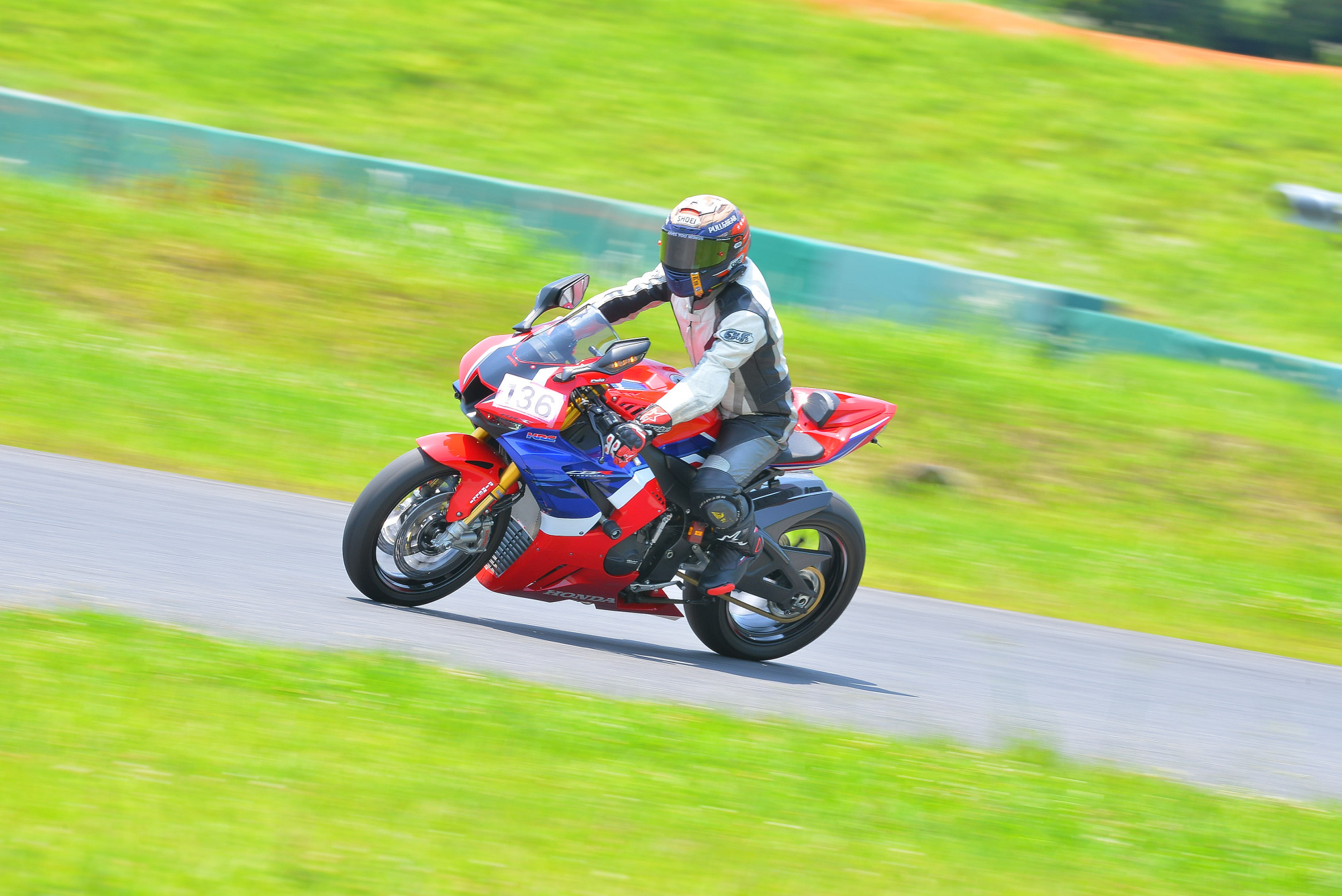 D8J_0156.JPG