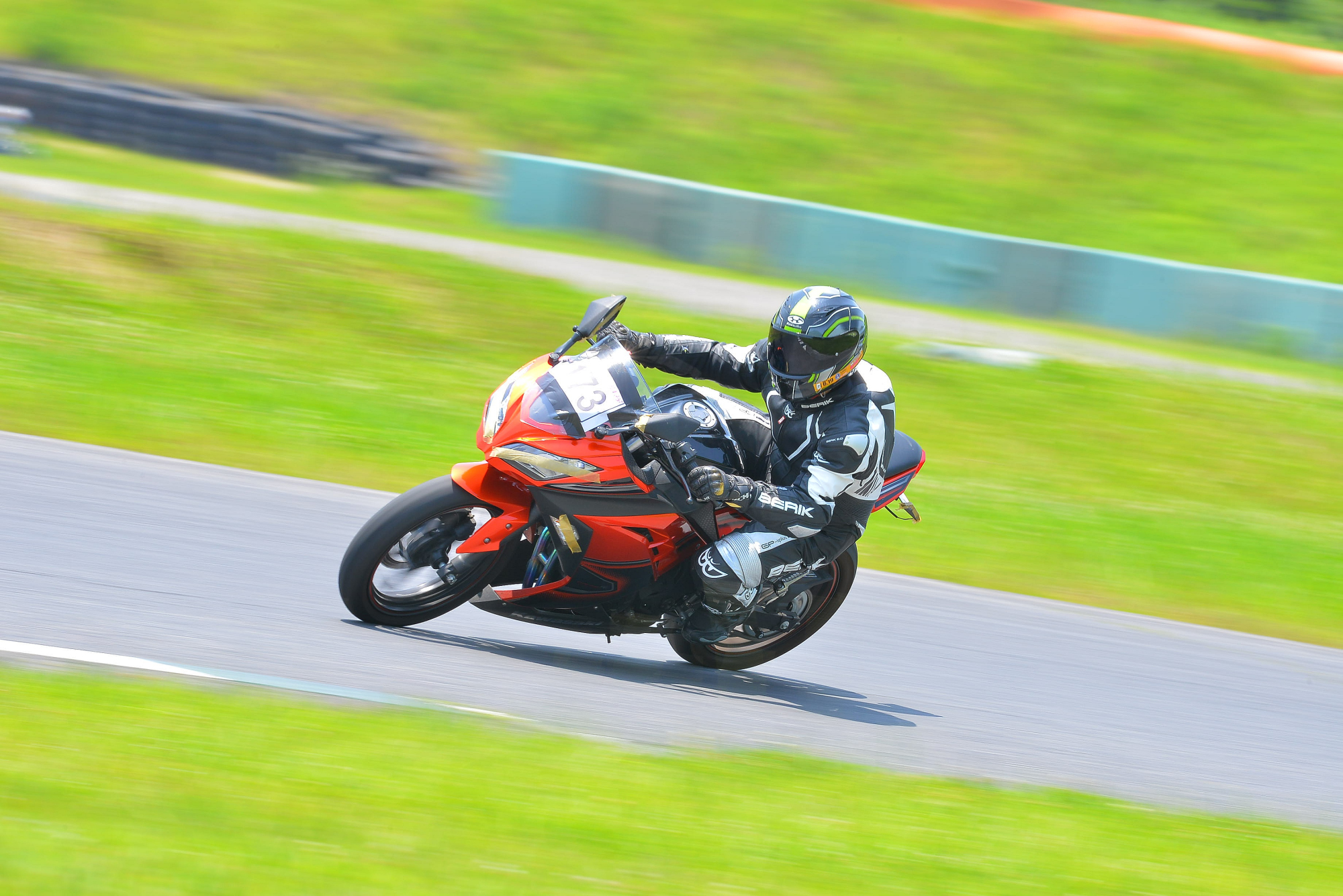 D8J_0167.JPG