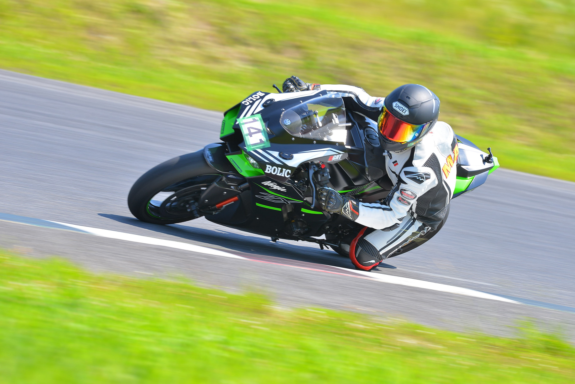 D8J_1225.JPG