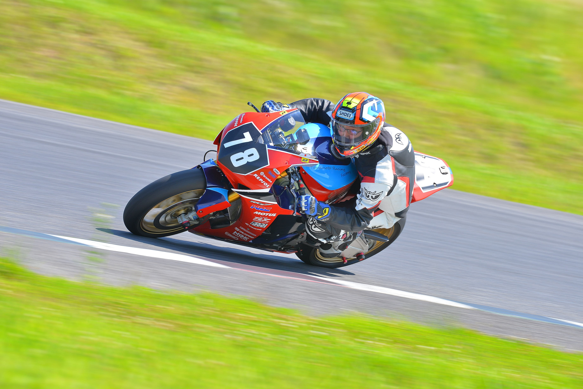 D8J_1272.JPG