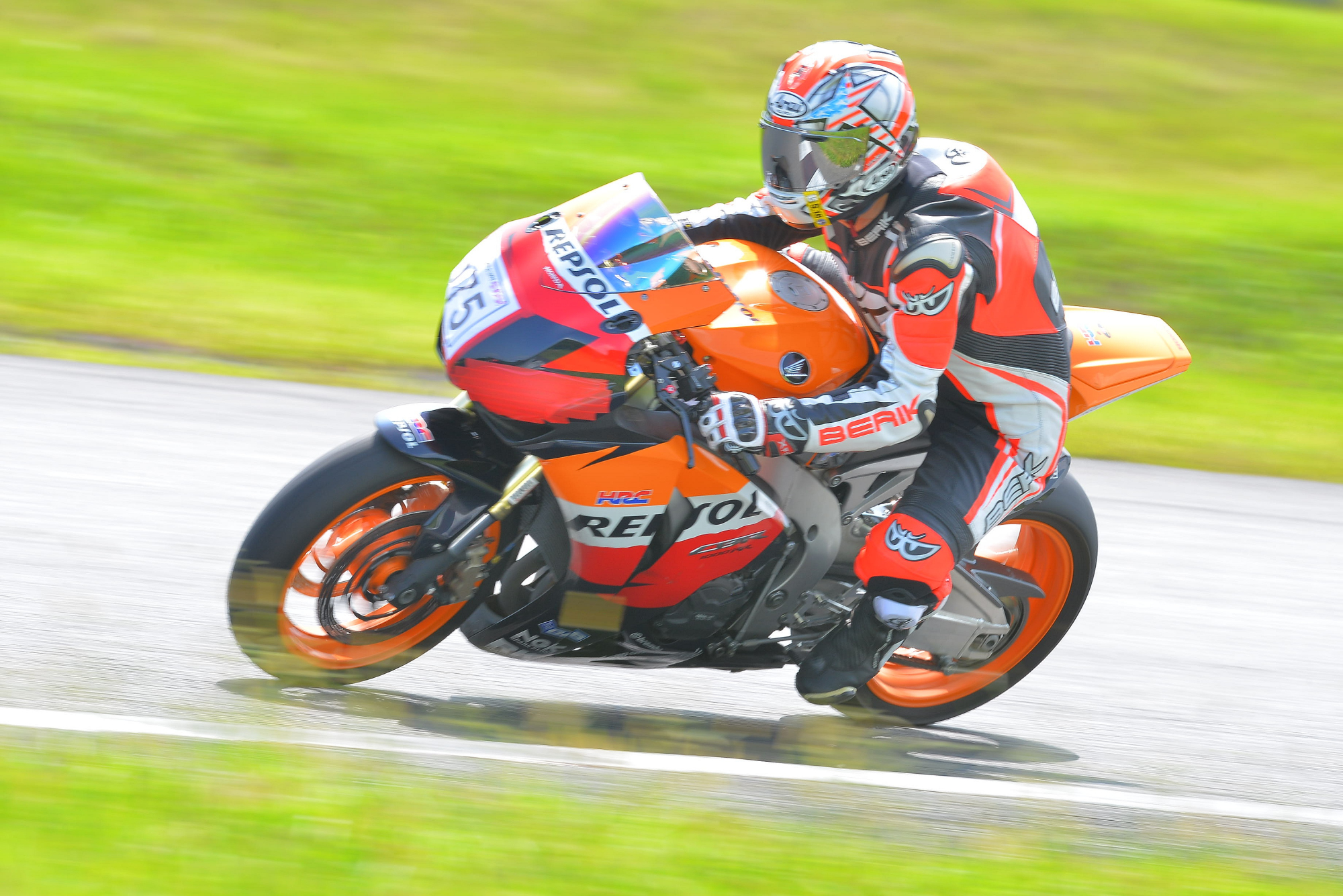 D8J_0203.JPG
