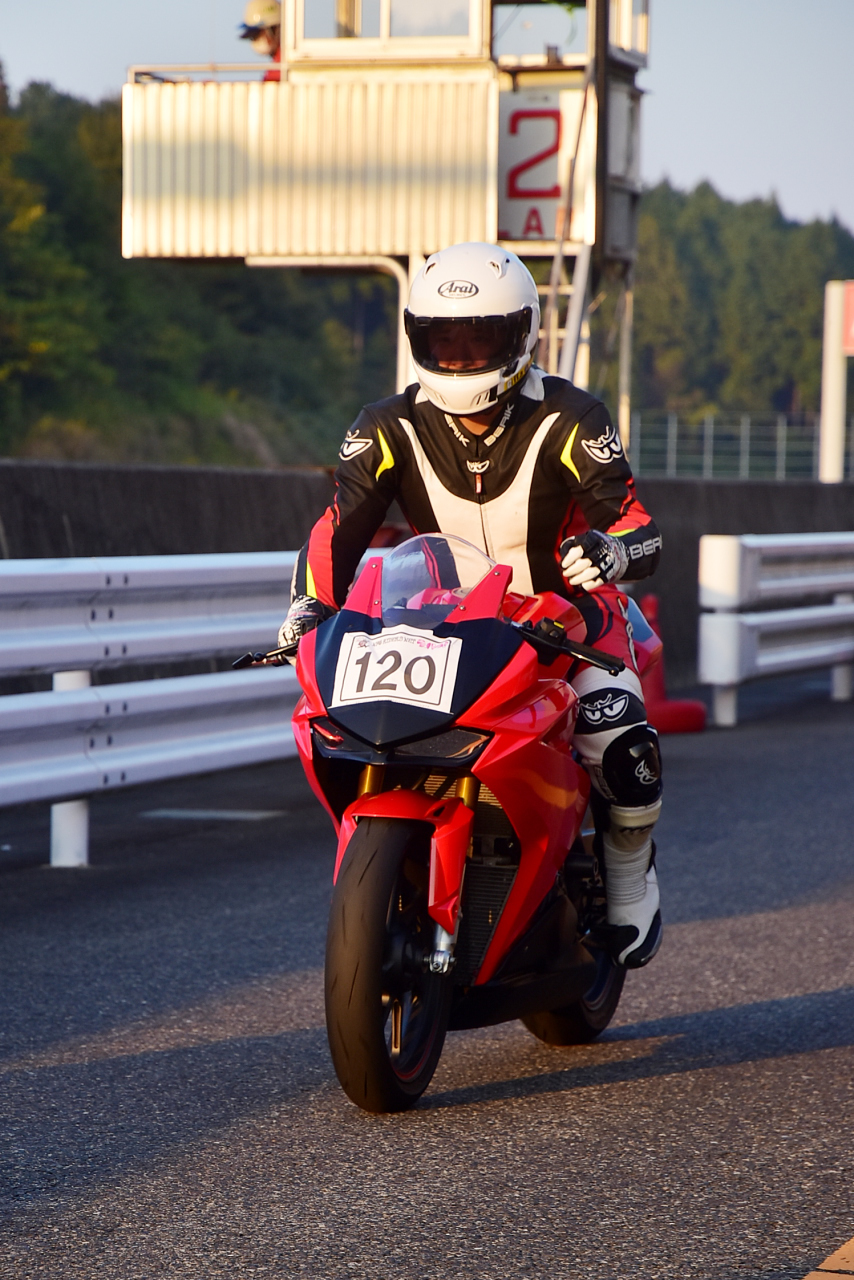 D72_6910.JPG