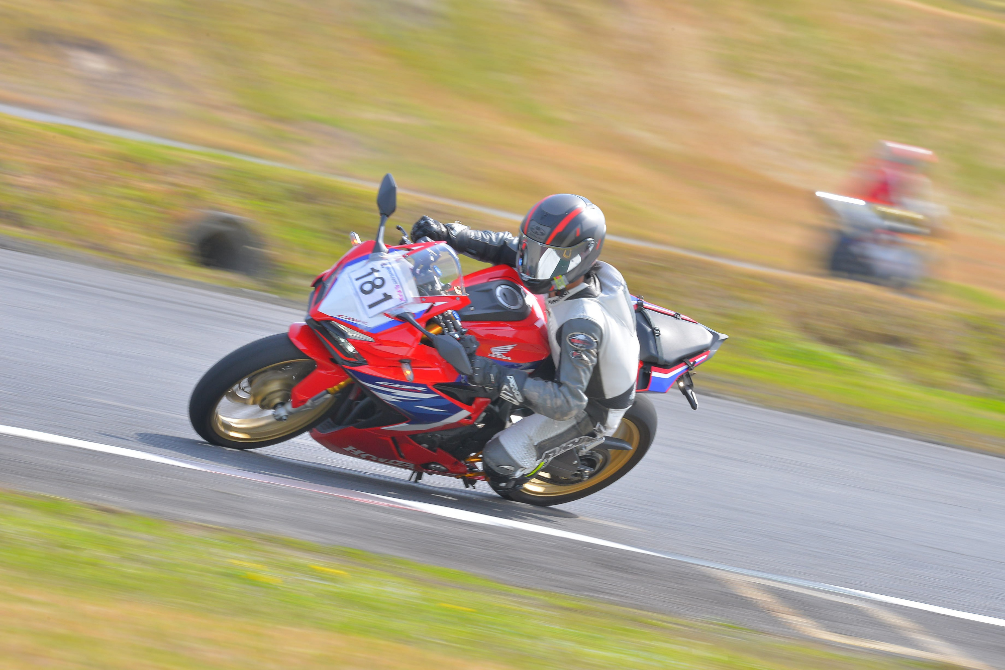 D8J_0322.JPG