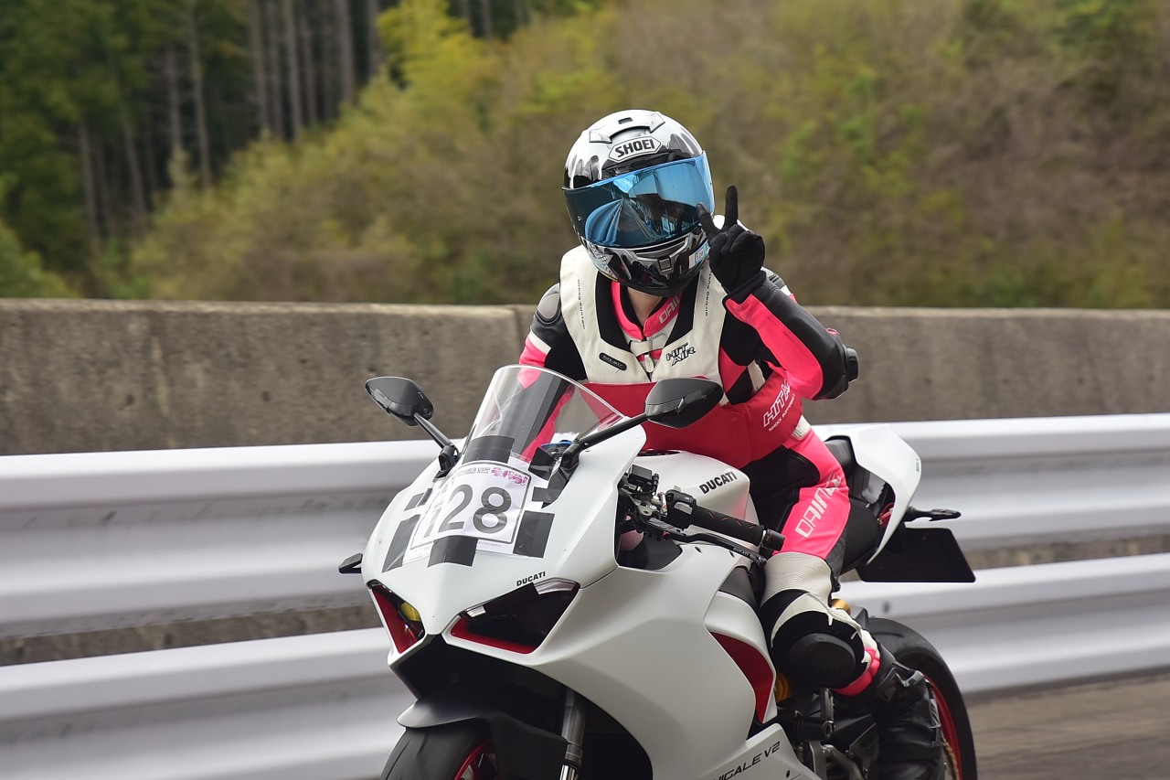 D72_8443.JPG