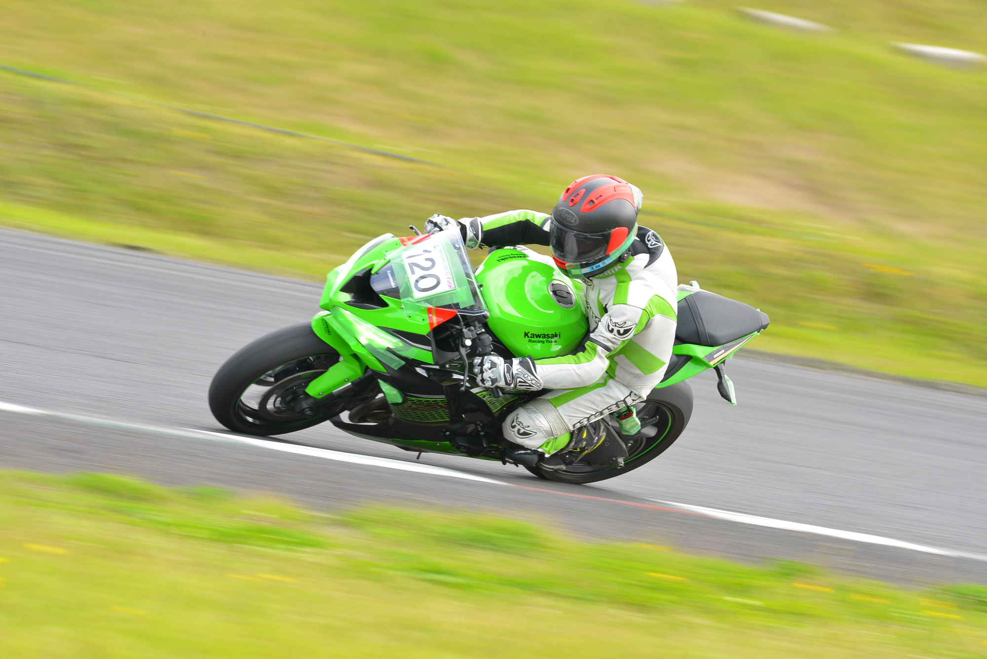 D8J_0325.JPG