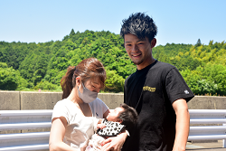 D72_9305_thumb.png
