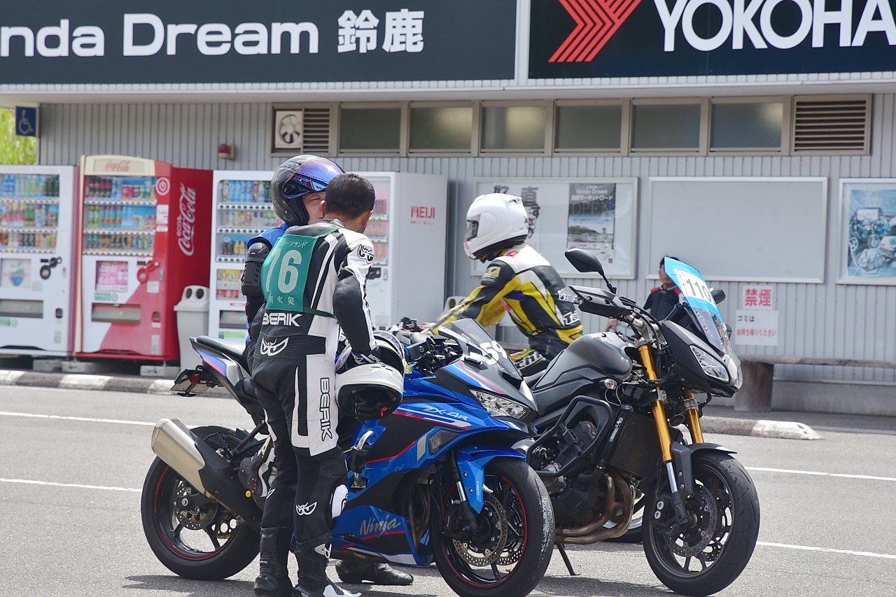 D72_9648.JPG