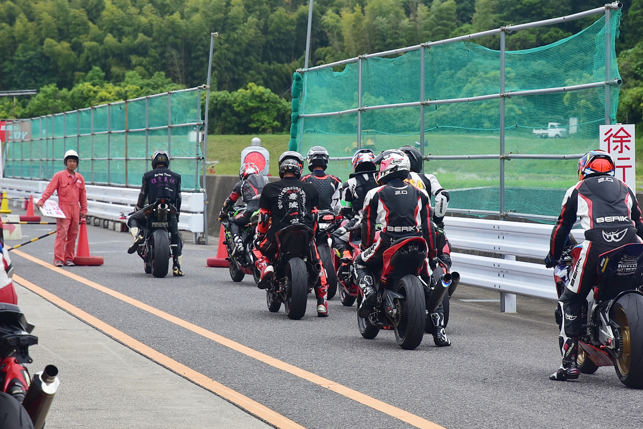 D72_9678.JPG