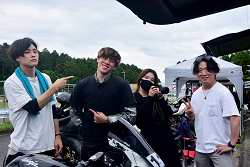 D72_9729_thumb.png