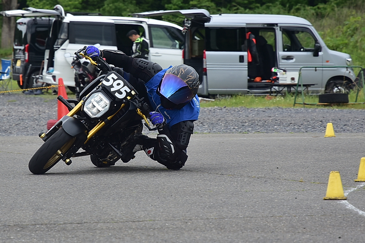 D72_9792.JPG