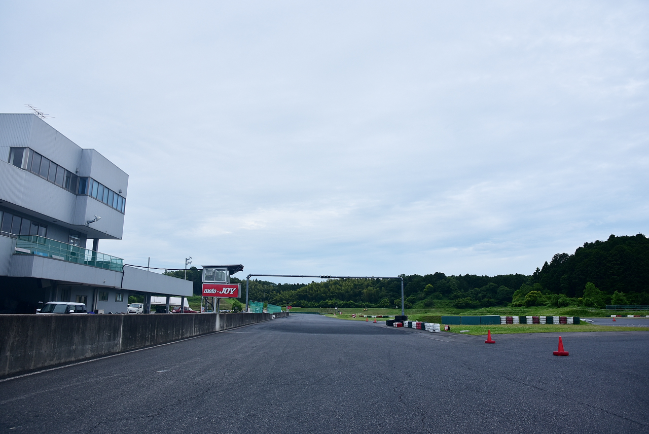 D72_9864.JPG