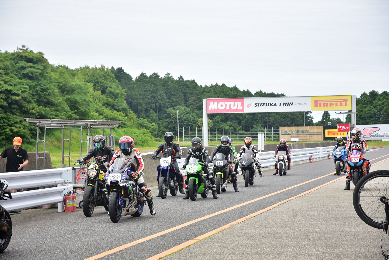 D72_9877.JPG