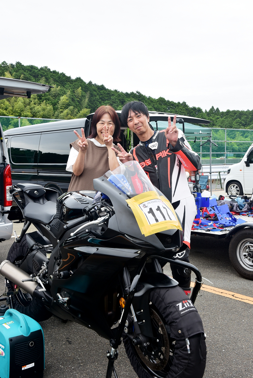 D72_9889.JPG