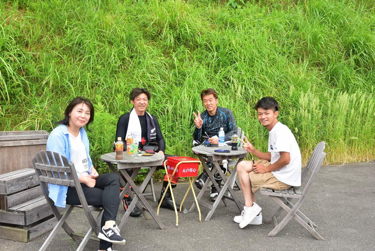 D72_9916.JPG