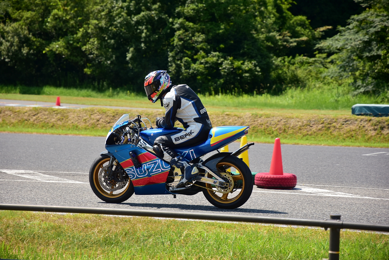 D72_1318.JPG