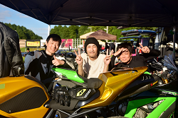 D72_3556_thumb.png