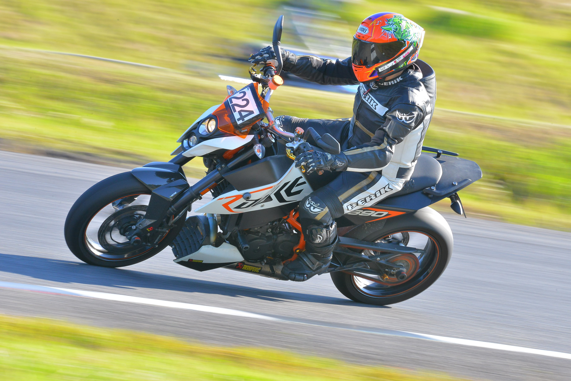 D8J_0353.JPG