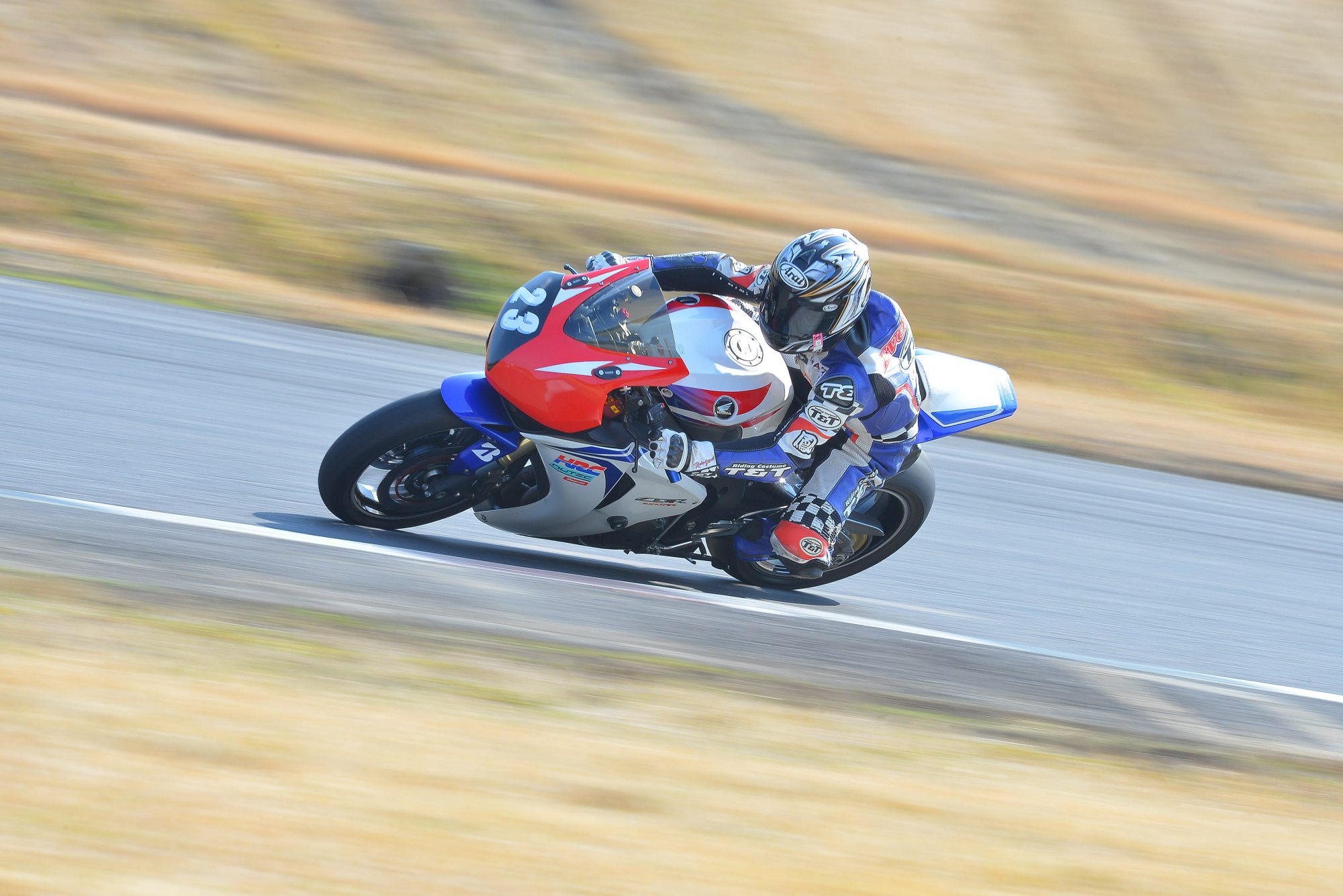 D8J_0423.JPG