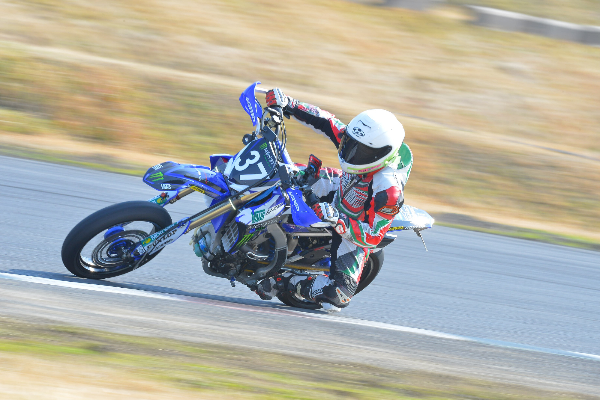 D8J_0569.JPG