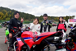 D72_7117_thumb.png