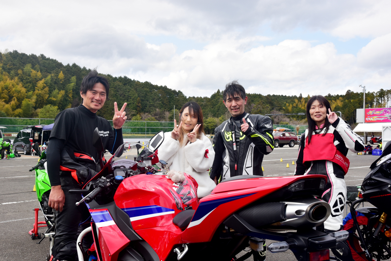 D72_7119.JPG