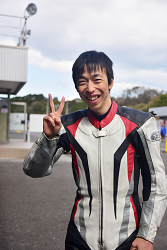 D72_7169_thumb.png