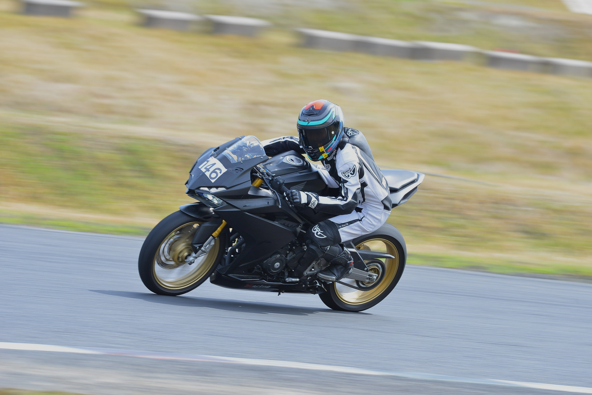 D8J_0259.JPG