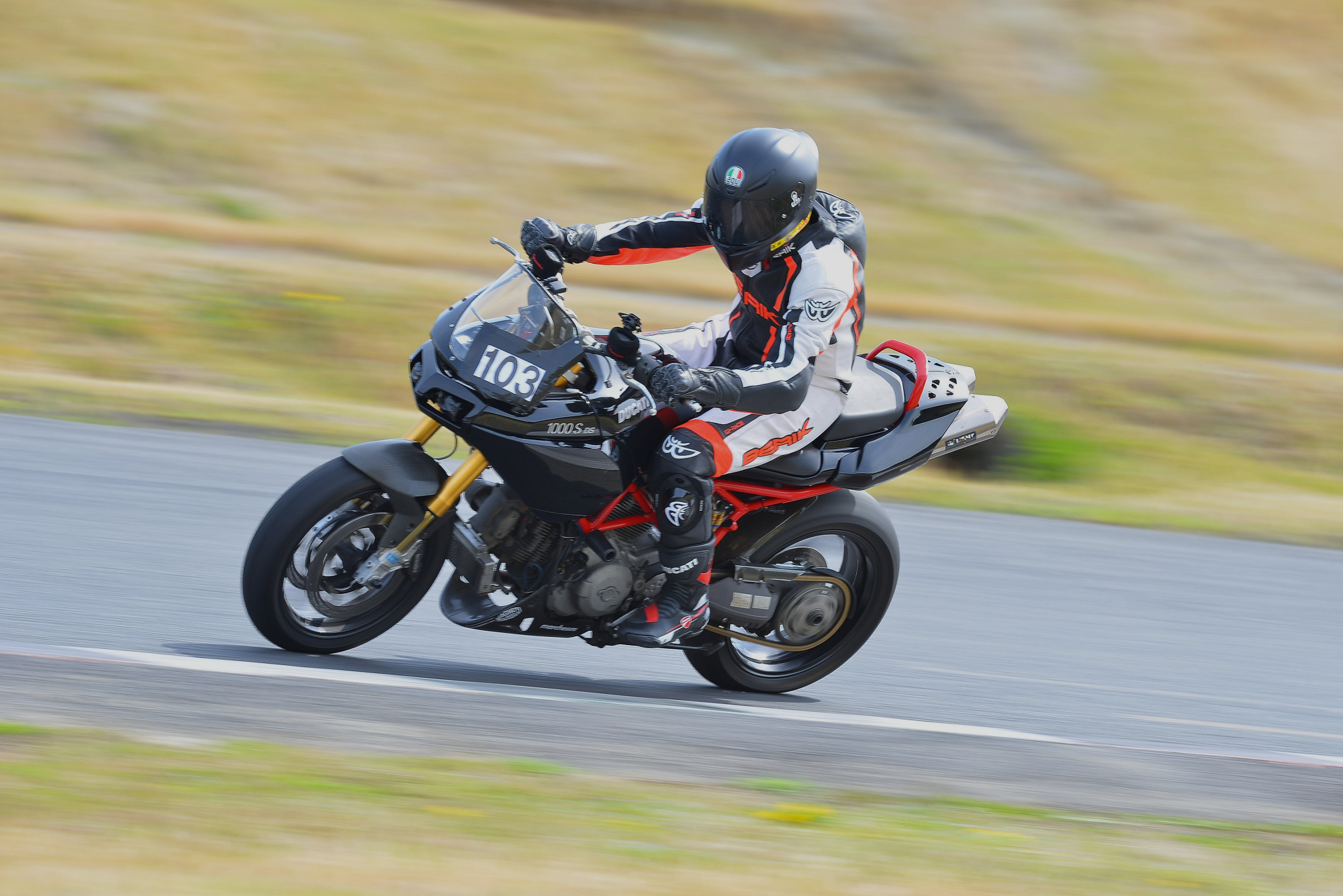 D8J_0319.JPG