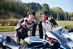 D72_7711_thumb.png