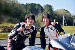 D72_7713_thumb.png