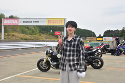 D72_8453_thumb.png