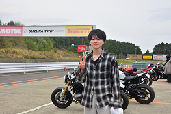 D72_8455_thumb.png