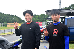 D72_9985_thumb.png