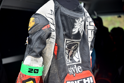 D72_9992_thumb.png