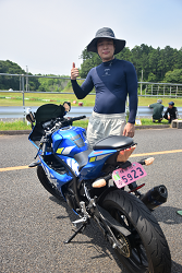 D72_0935_thumb.png