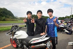 D72_3332_thumb.png