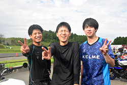 D72_3335_thumb.png